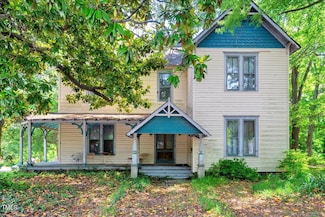 903 Nicholas St, Henderson, NC 27536
