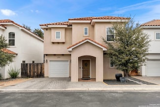 2751 Del Pilar Dr, San Antonio, TX 78232