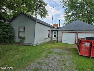 2375 Wayne St, Dola, OH 45835