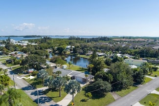 281 14th Place, Vero Beach, FL 32960