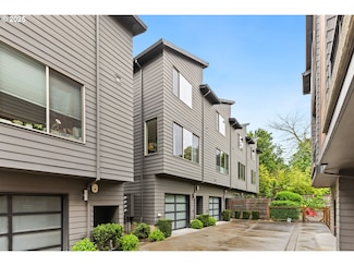 5026 SE Mill St, Portland, OR 97215