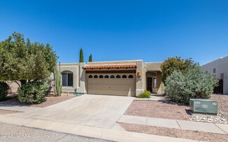 10401 E Thunderbolt Dr, Tucson, AZ 85748