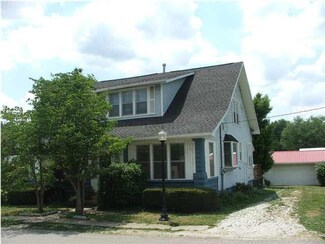 208 S 2nd St, Holland, IN 47541