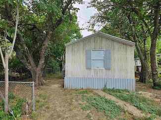 507 1/2 Tidal St Unit Lot 2, Burkburnett, TX 76354