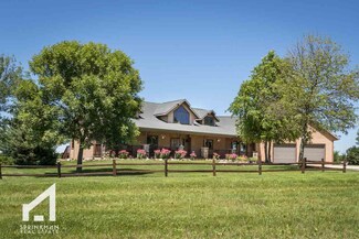 5571 Bellbrook Rd, Brooklyn, WI 53521