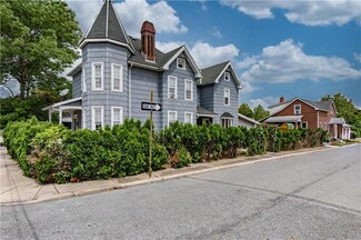 5141 2nd St, Whitehall, PA 18052