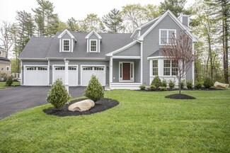 37 Shagbark Cir, Mattapoisett, MA 02739