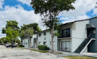 6975 NW 179th St Unit 203, Hialeah, FL 33015