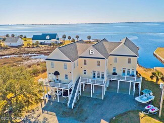134 Water Ln Unit B, Newport, NC 28570