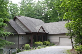 68 Whispering Pines Way, Pipestem, WV 25979