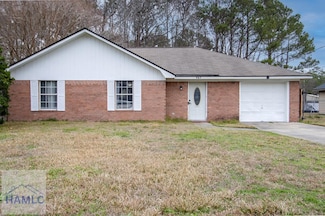 967 Hawthorne Ct, Hinesville, GA 31313