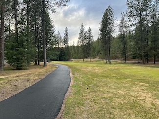 102 Trappers Loop W, Chewelah, WA 99109