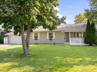 1812 Elm Cir, Buffalo, MN 55313