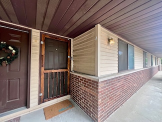 1301 Brian Place Unit 9, Urbana, IL 61802