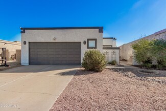 2127 N College Ct, Chandler, AZ 85224