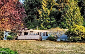 4530 E Alsea Hwy, Waldport, OR 97394