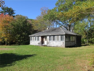 1803 Atlantic Hwy, Warren, ME 04864