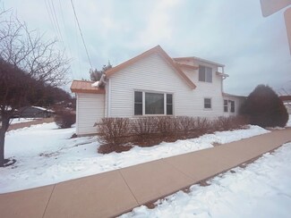 235 Railroad Ave, New Albin, IA 52160