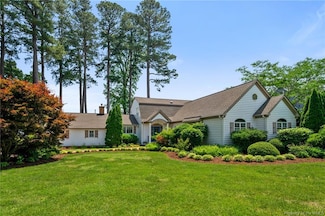 1121 Wormley Creek Dr, Yorktown, VA 23692