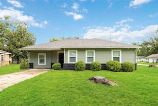 6961 Peyton St, Houston, TX 77028