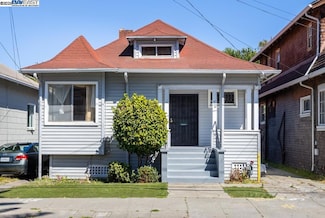 1424 Walnut St, Alameda, CA 94501