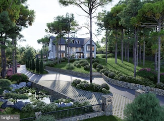 6421 Bradley Blvd, Bethesda, MD 20817