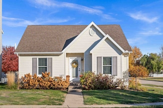 1402 River Landing St, Normal, IL 61761