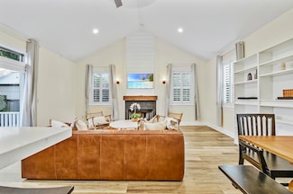 96 Saint Benedict St, Saint Augustine, FL 32084
