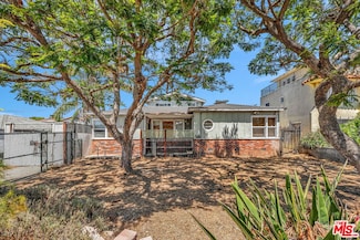 3616 Mountain View Ave, Los Angeles, CA 90066