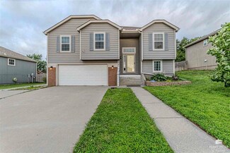 926 Kadence Ln, Junction City, KS 66441