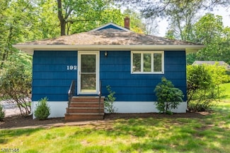 192 Woodland Ave, Ramsey, NJ 07446