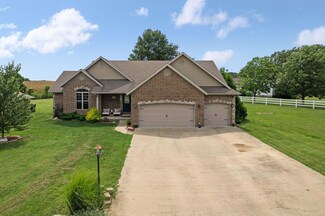 12449 Private Road 2206, Cassville, MO 65625