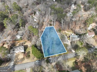 210 Lakemont Dr, Roswell, GA 30075