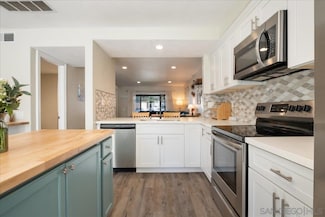 25885 Trabuco Rd Unit 305, Lake Forest, CA 92630