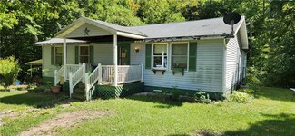 144 Hoffman Ln, Hyndman, PA 15545