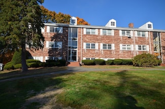 68 Edgelawn Ave Unit 10, North Andover, MA 01845