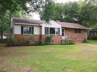 515 Laurel St, McComb, MS 39648