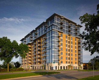 625 N Segoe Rd Unit 1200, Madison, WI 53705