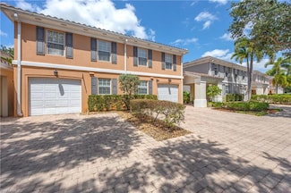 5831 Cove Cir, Naples, FL 34119