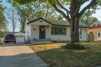 2479 E Douglas Ave, Des Moines, IA 50317
