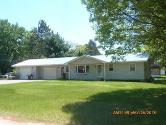 549 W Liberty St, Adams, WI 53910