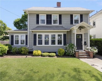 163 Oak Hill Ave, Pawtucket, RI 02860