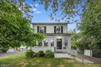 92 E Bradford Ave, Cedar Grove, NJ 07009