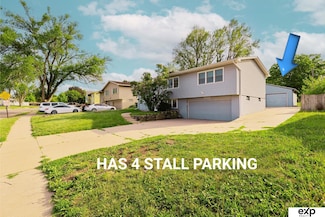 7508 S 87th St, La Vista, NE 68128
