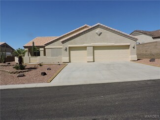 2353 Half Moon Way, Bullhead City, AZ 86442