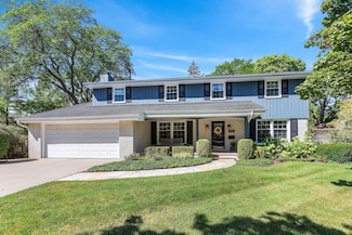 1404 Limar Ln, Glenview, IL 60025