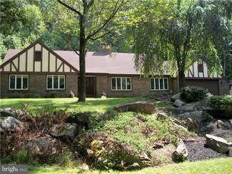 3213 Rockhill Rd, Perkiomenville, PA 18074