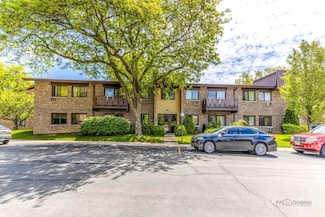 2638 N Windsor Dr Unit 169, Arlington Heights, IL 60004