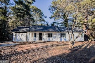 93 Sterling Ridge Dr, Jonesboro, GA 30238