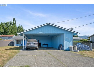 3602 Walnut Ln, Tillamook, OR 97141